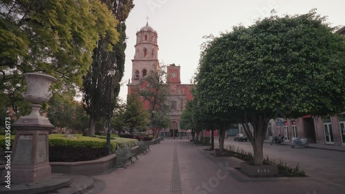 Jardín Zenea Garden and Templo de San Francisco de Asís Catholic church Santiago de Querétaro, Mexico