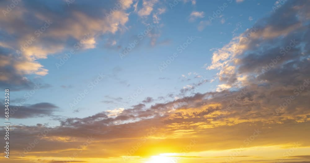 Dramatic sky. Lighting in dark stormy cloudy. Nature timelapse clouds at sunset. Weather. Sun light ray. Clouds with Sun Rise. Sunset Timelapse with Sun Rise. Dusk Light, Twilight Timelapse.