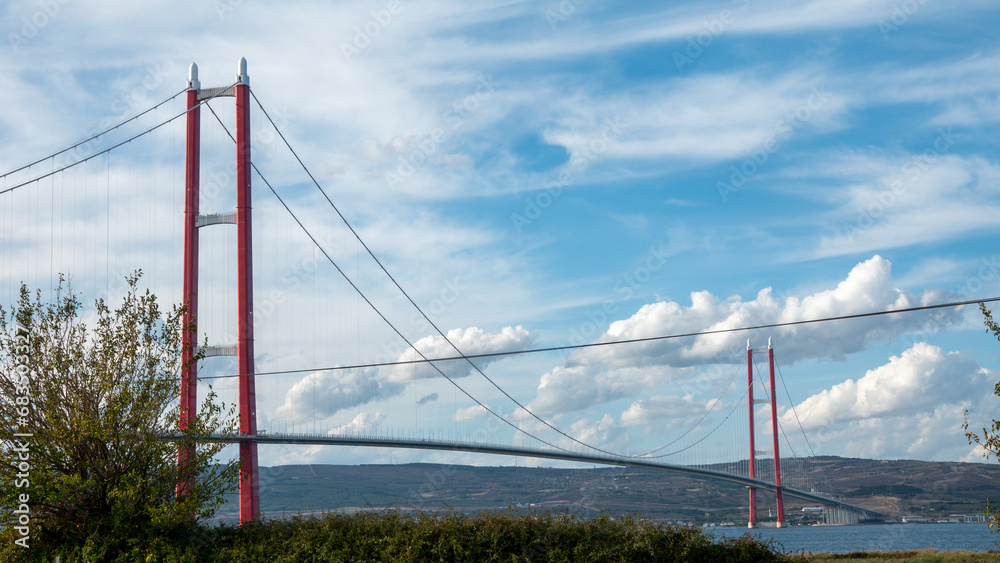 Fototapeta premium The 1915 Çanakkale Bridge (Turkish: 1915 Çanakkale Köprüsü, also known as the Dardanelles Bridge, is a road suspension bridge in the province of Çanakkkale in northwestern Turkey.