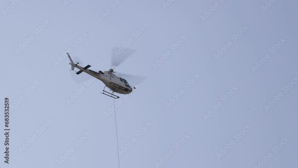 Hubschrauber im Arbeitseinsatz