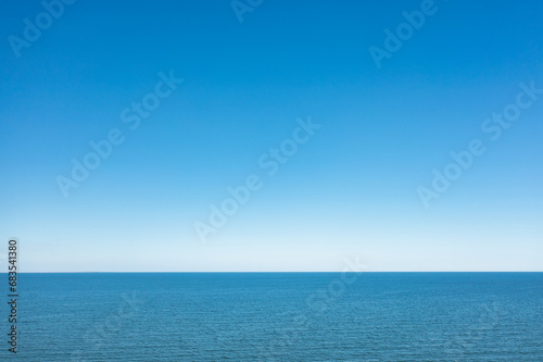 Expansive Seaview: Horizon Merging with the Endless Ocean