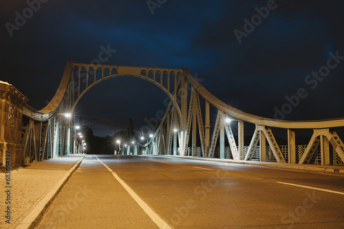 Bridge at Night - Glienicker Brücke bei Nacht - Lantern - Potsdam - Germany - Glienicker Brücke - Brandenburg - Havel - Fachwerkbrücke - Straßenbrücke - Agentenaustausch - Eisenfachwerkbrücke