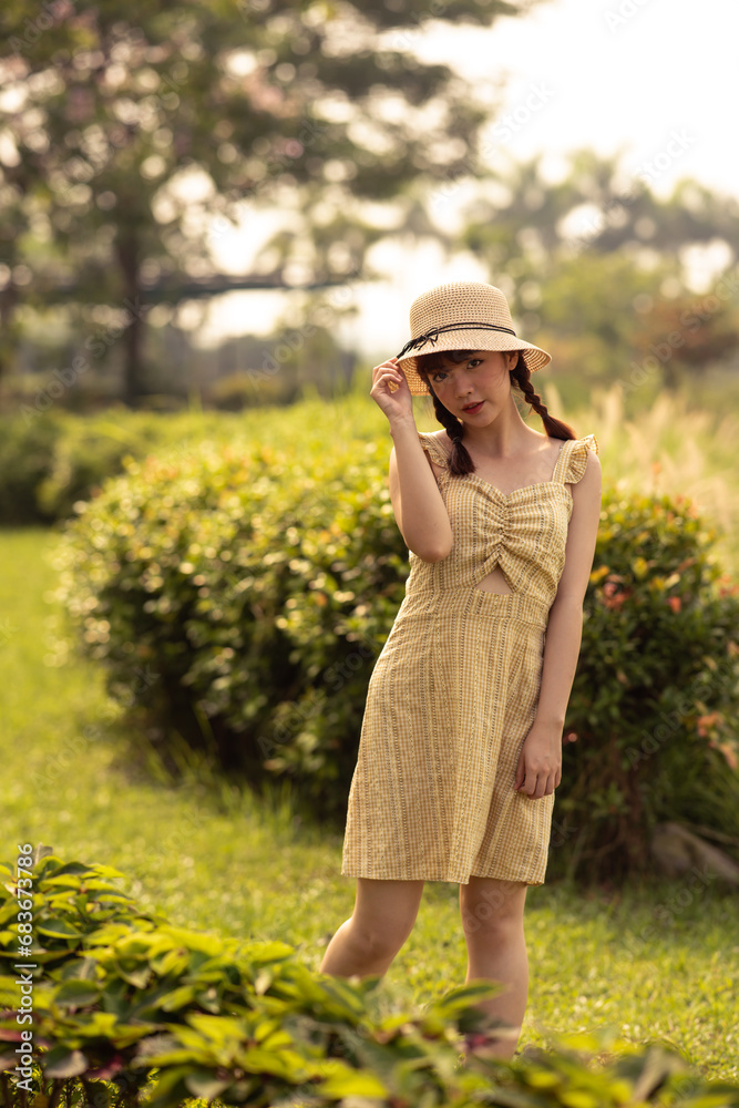 Vietnam Cute Garden Girl