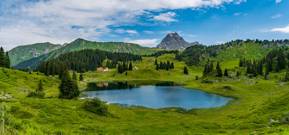 Beautiful hike to the Koerbersee in the Lechquellen Mountains