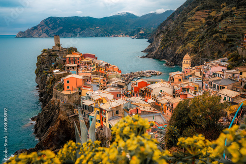 Fototapeta Naklejka Na Ścianę i Meble -  View of the village of Vernazza, La Spezia. Cinque Terre, Italy.