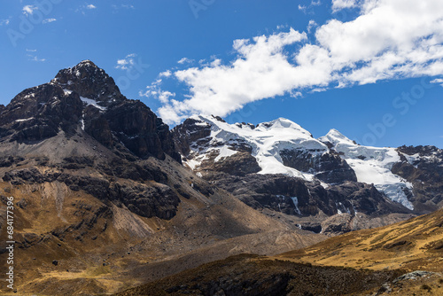View of the Andes Mountains in the Ancash region. © Erik González