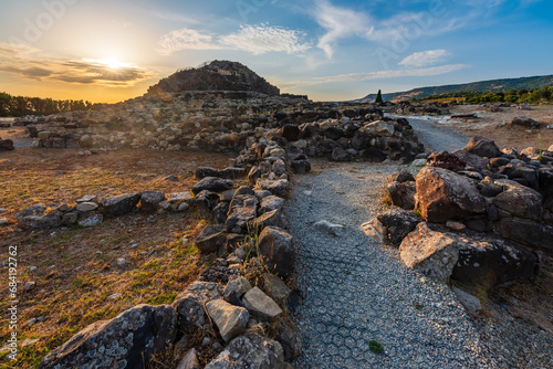 Obraz na płótnie The bronze age fort UNESCO world heritage site Su Nuraxi di Barumini on Sardinia island during sunset. w salonie