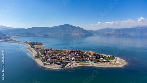 Obraz na płótnie Lake Egirdir of Turkey is situated in the Isparta province. It is also known as the 'seven colored lake' due to its daily and seasonal differentiations in its color. w salonie