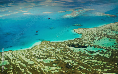 Aerial view of the Whitsunday Islands  in the Great Barrier Reef  the world s largest coral reef  system located in the Coral Sea  coast of Queensland  Australia. Dec 2019
