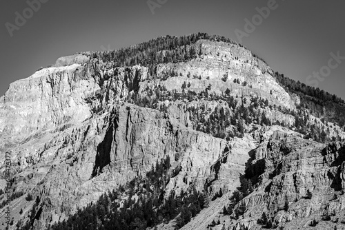 Fotografija Retro black and white of the Carter Mountain Range in the northwest Rocky Mountains of Wyoming with a clear cloudless sky