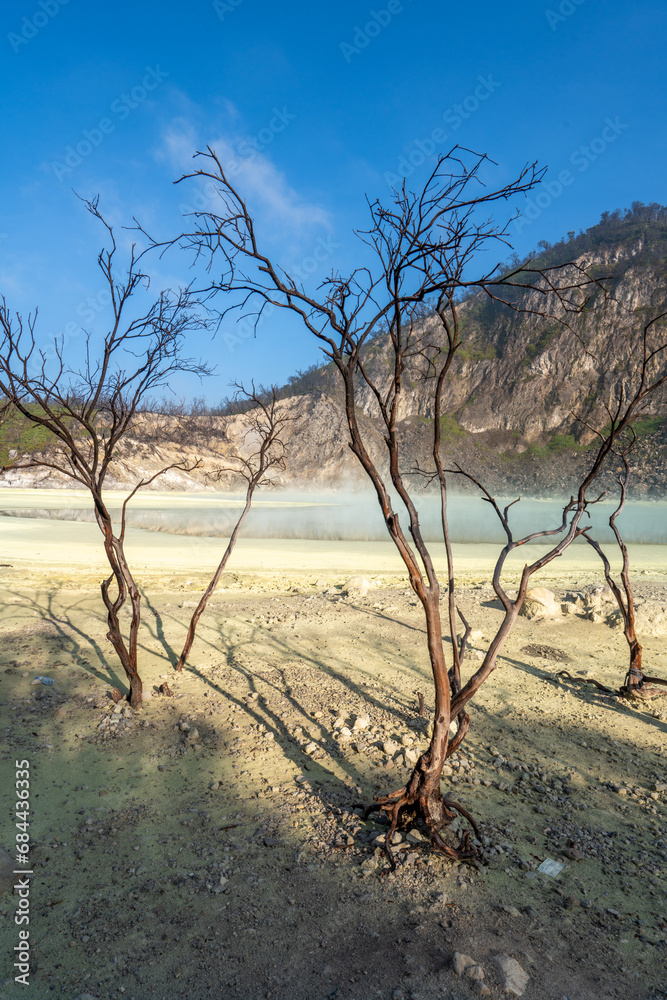 white crater, indonesia volcano, mountains white crater, indonesia volcano, mountains