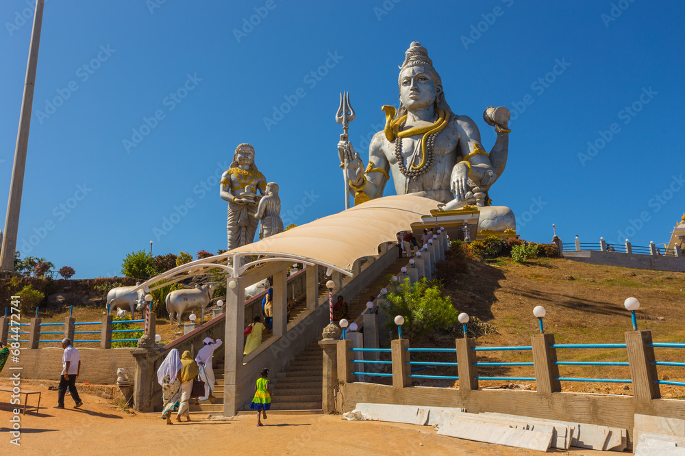 Obraz premium Statue of Lord Shiva was built at Murudeshwar