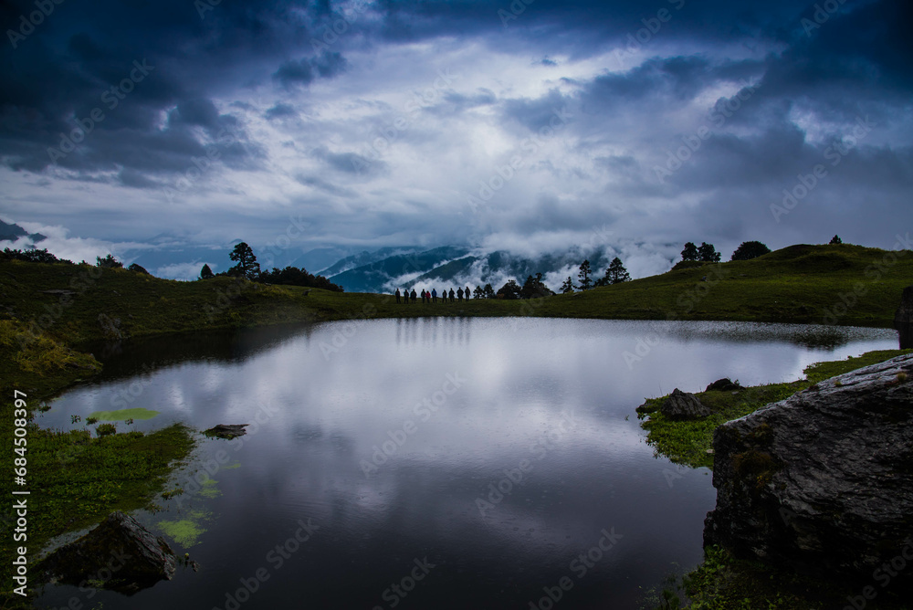 Naklejka premium lake and mountains