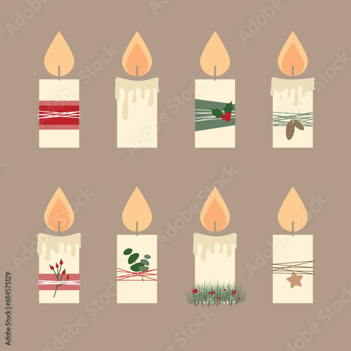Decorazione natalizia candele. Luce del Natale per card di auguri e biglietto regalo.  © sonia