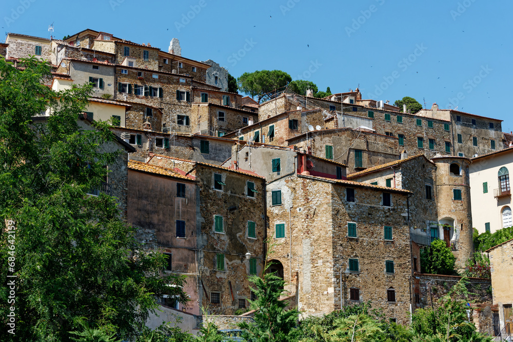 Fototapeta premium Italien - Toskana - Campiglia Marittima - Altstadt