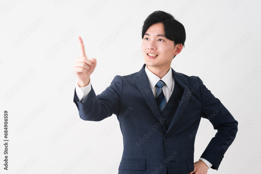 ビジネススーツを着ている若い男性 ビジネスイメージ ビジネススーツを着ている若い男性 ビジネスイメージ