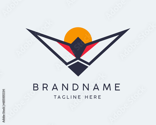 Red winged black bird logo and vector icon. minimal vector bird illustration. (ID: 685005334)