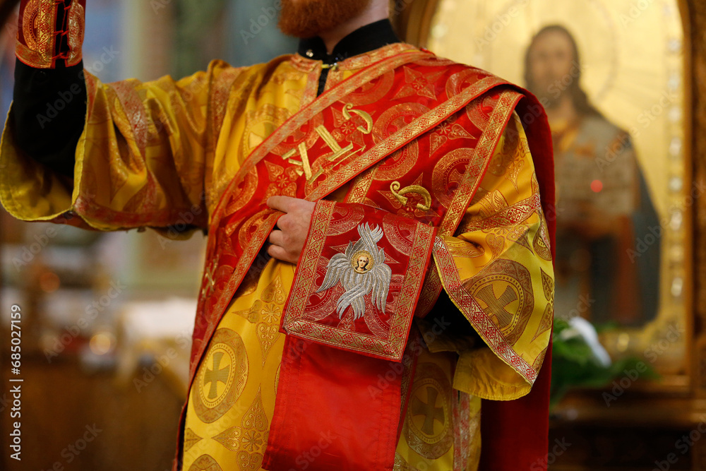 Obraz na płótnie Orthodox mass in Transfiguration church, Chisinau, Moldova. Deacon w salonie