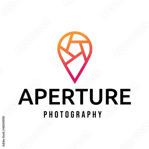 Diaphragm camera logo design. Camera logo template, vector logo for photographer