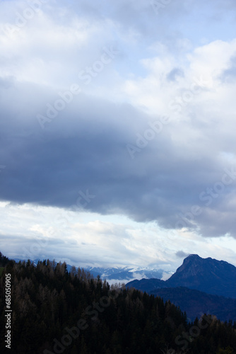 Bergpanorama bei Unwetter