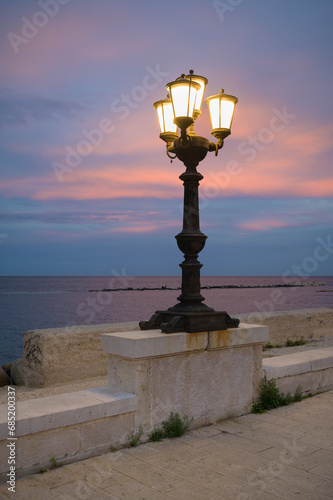 Obraz na płótnie Charm Along the Promenade: Beautiful Street Lamps Illuminate Bari, Puglia, Italy w salonie