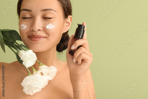 Beautiful Asian woman with ...