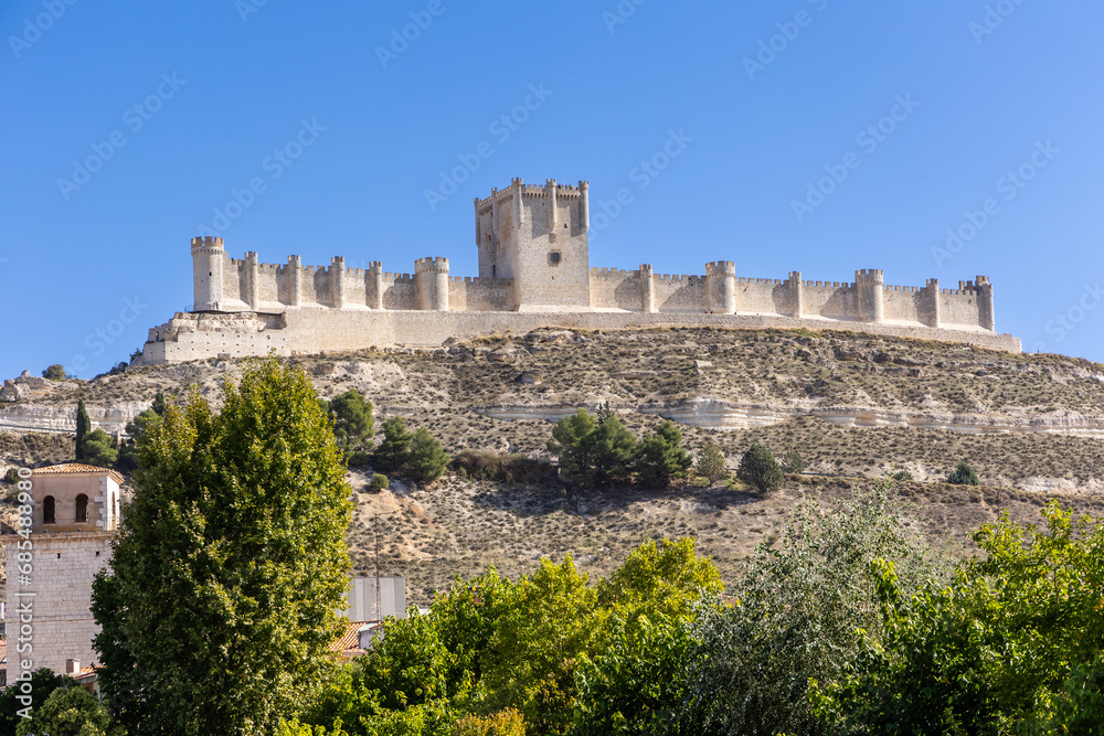 Peñafiel, Spain - October 12, 2023: views of the Pe?afiel castle from different areas of the town of Peñafiel in the province of Valladolid, Spain Peñafiel, Spain - October 12, 2023: views of the Pe?afiel castle from different areas of the town of Peñafiel in the province of Valladolid, Spain
