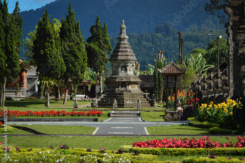 Garden Landscape Scenery With Ancient Buddha Stupa Building Outside The Main Temple Of Ulun Danu Beratan At Bedugul, Bali