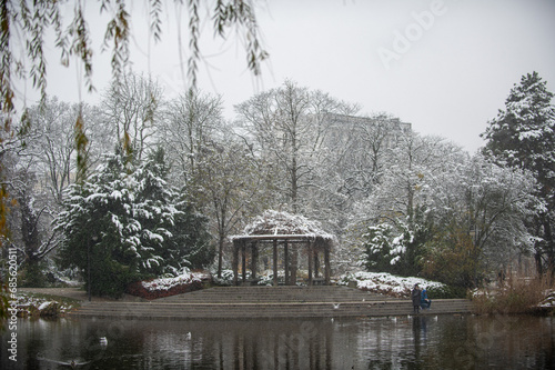 Zima w parku Ujazdowskim w Warszawie