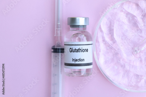 Glutathione in a vial, Substances used for injection to treat or medical beauty enhancement