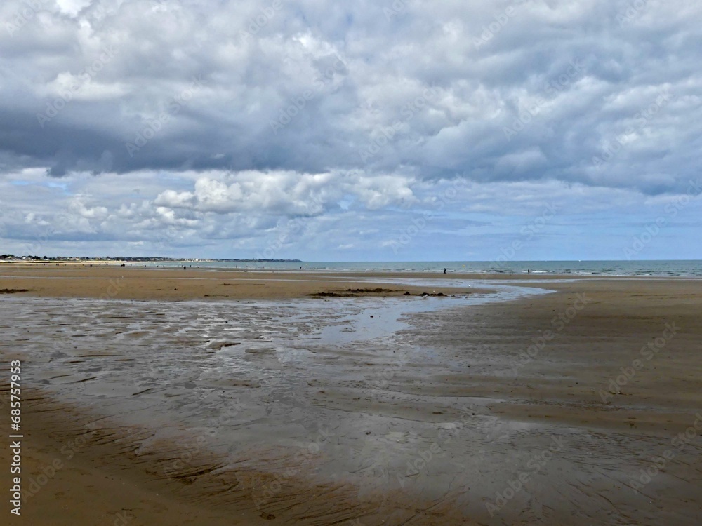 Ouistreham, August 2023 - Visit to the beautiful town of Ouistreham, where the Kieffer commando landed on June 6, 1944. View of the beach