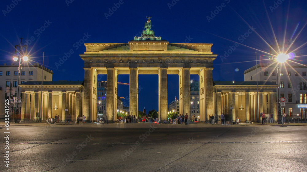 Brandenburger Tor in Berlin bei Nacht Brandenburger Tor in Berlin bei Nacht