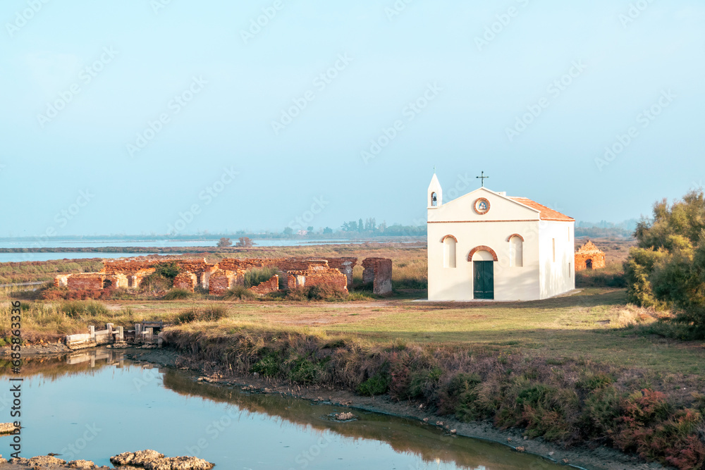 Chiesa sul delta del fiume po'