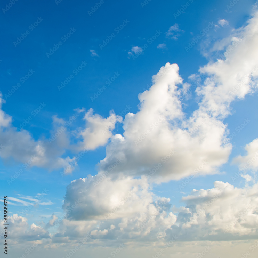 Obraz premium cumulus clouds on a blue sky.
