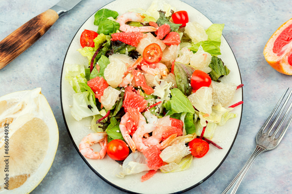 Delicious pomelo salad with shrimps. Delicious pomelo salad with shrimps.