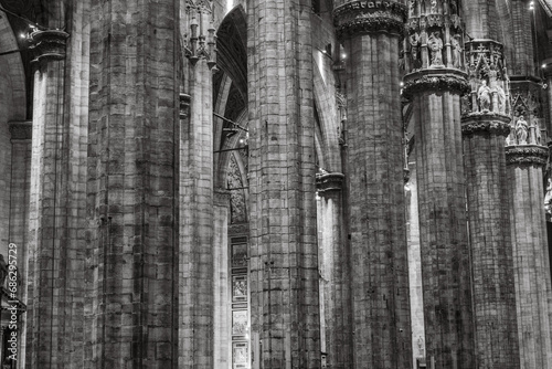 Meiländer-Dom in Italien mit eindrucksvoller Grösse photo