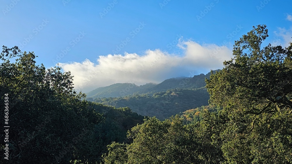 Obraz premium clouds over the mountains