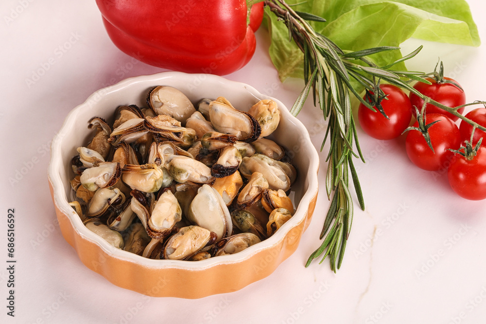 Marinated mussels in the bowl Marinated mussels in the bowl