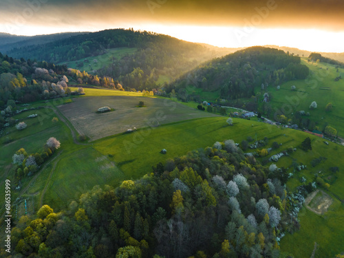 Fototapeta Naklejka Na Ścianę i Meble -  Nad Dubnem o wschodzie słońca. Piękny krajobraz.
