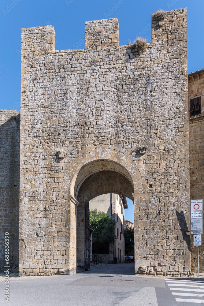 outer side of San Francesco door, Volterra, Italy