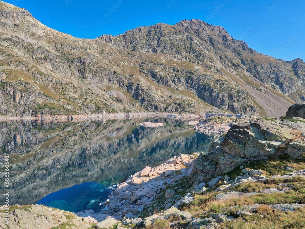 Lac et barrage de Migouélou - Hautes-Pyrénées