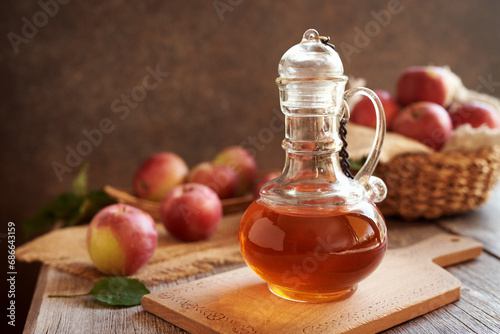 Apple cider vinegar with fresh apples