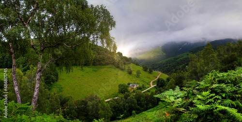 Slika na platnu lees athas french pyrenees, valleys