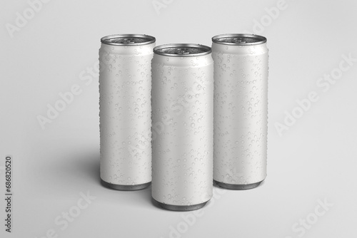 Realistic aluminium can mockup with water drops. soda can.