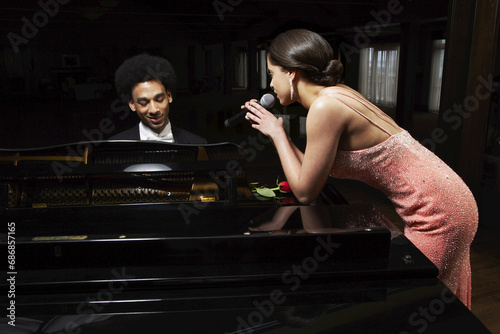 Pianist and Singer in Concert