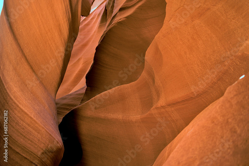 Antelope Canyon (Page, AZ, USA)