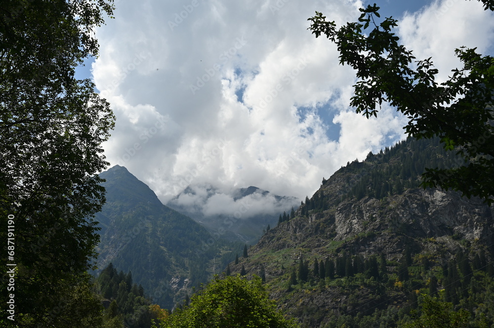 Un giro intorno al Lago d'Antrona in Piemonte nel Parco naturale dell'Alta Valle Antrona