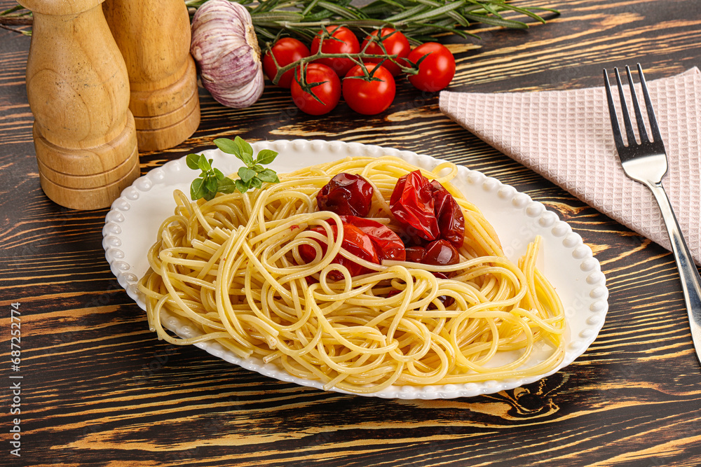 Italian pasta spaghetti with tomato Italian pasta spaghetti with tomato