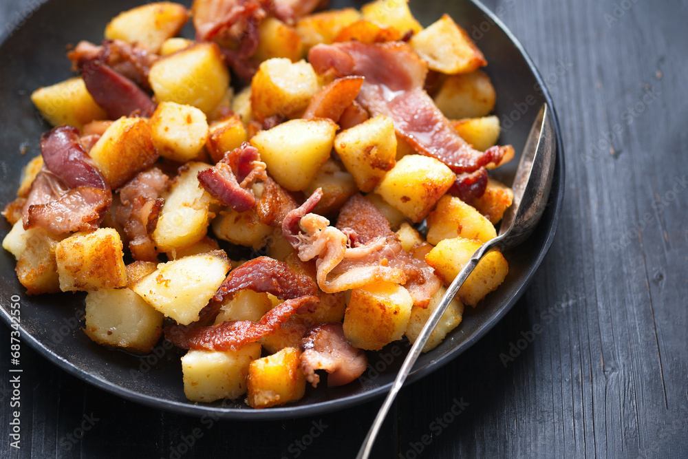 bacon potato hash breakfast
