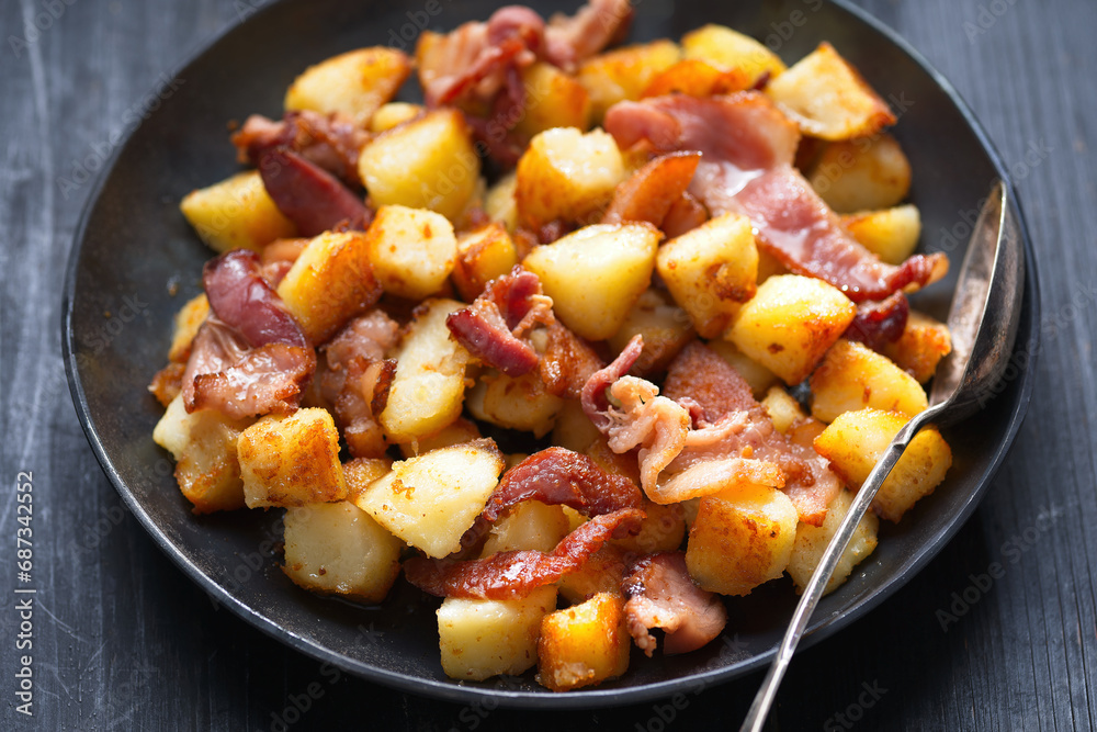 bacon potato hash breakfast
